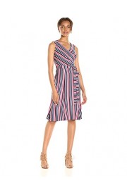 Donna Morgan Women's Matte Jersey V-Neck Wrap Front Dress With Self Tie - Myファッションスナップ - $98.00  ~ ¥11,030