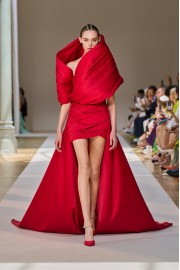 Elie Saab FALL 2022 COUTURE - 时装秀 - 