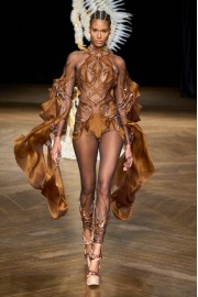 Iris van Herpen FALL 2022 COUTURE - ファッションショー - 