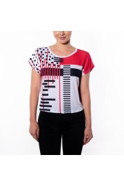 Red Black Geo Print Box Cut T-shirt - Minhas fotos - $46.00  ~ 39.51€