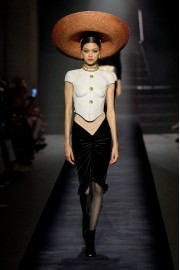 Schiaparelli FALL 2022 COUTURE - ファッションショー - 