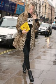 Leopard Print Coat  - Moj look - 